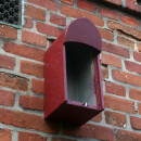 Universal nest box with oval entrance hole for facades